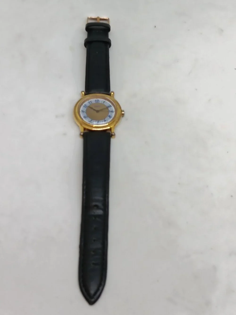 Guess pre owned